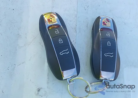 2023 Porsche Macan T from USA, damaged, VIN WP1AA2A53PLB05338